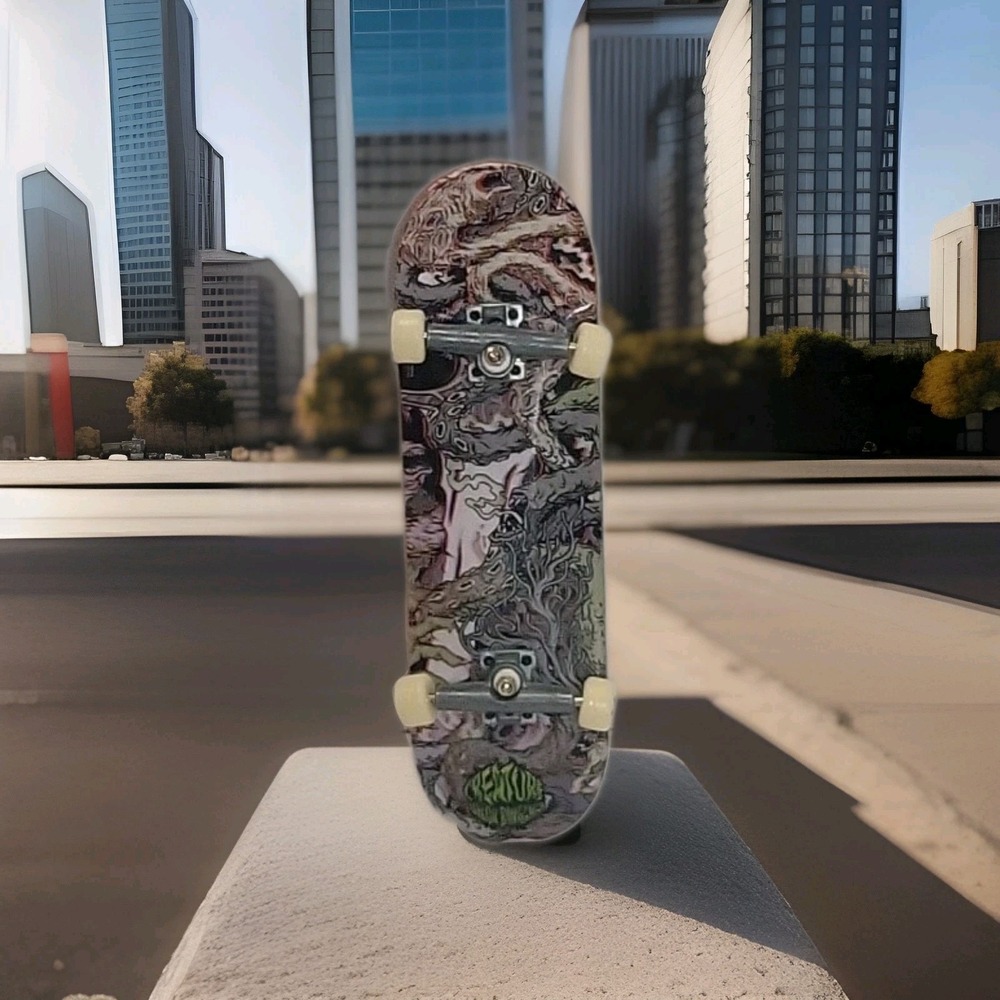 Tech Deck Taylor Bingman Creature Skateboard Fingerboard Miniature Toy